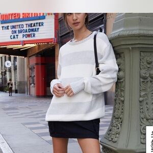 Brandy Melville White/Cream Sweater